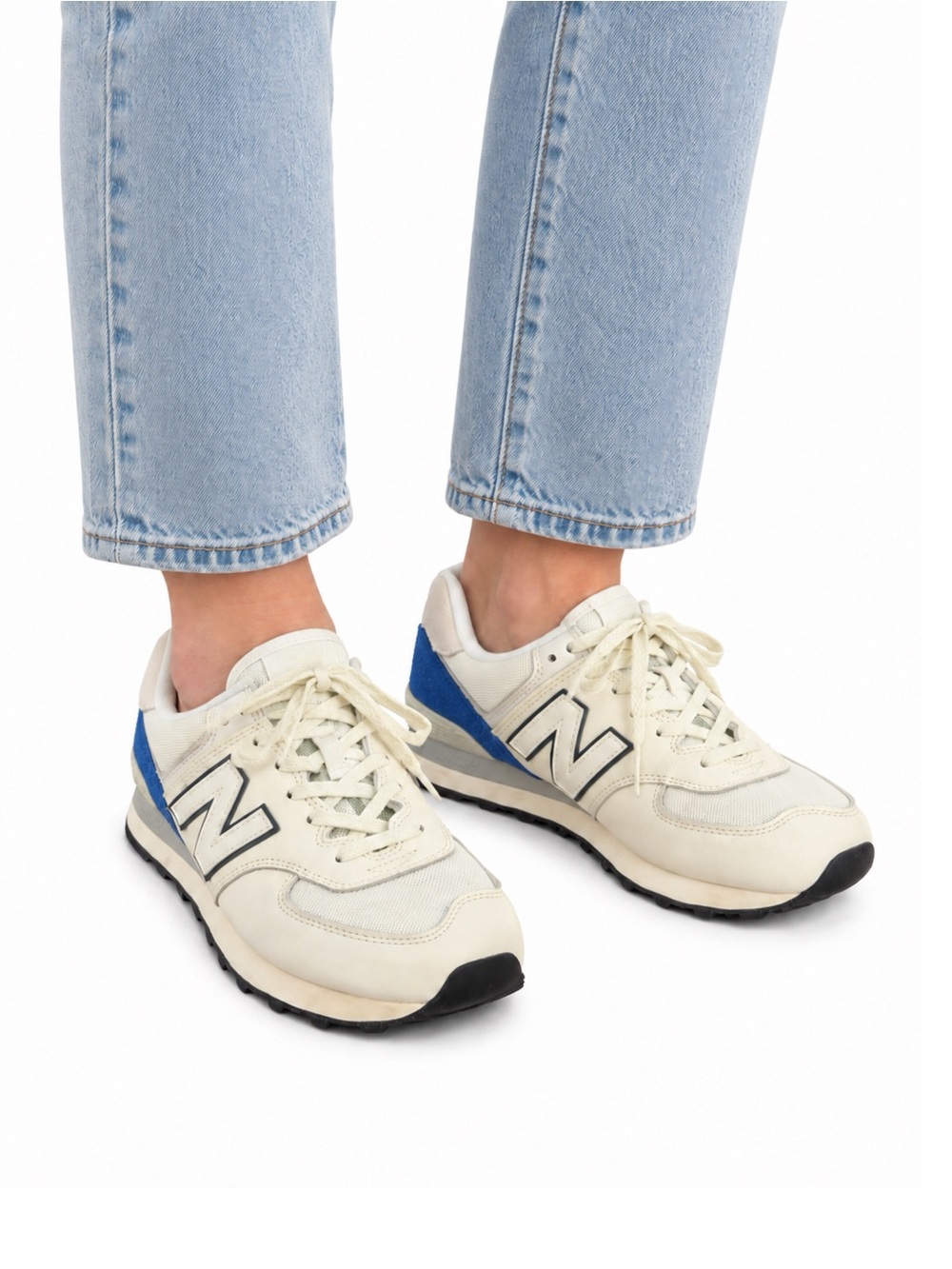 Size 10 New Balance Women’s 574 White Royal Blue Sneakers U574UI2